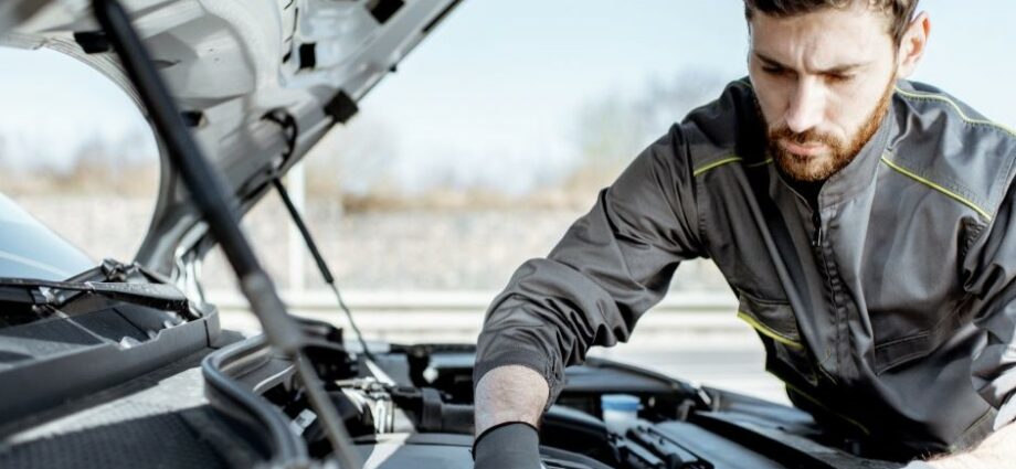 The Motor Ombudsman expands the coverage of its Service and Repair Code to mobile mechanics